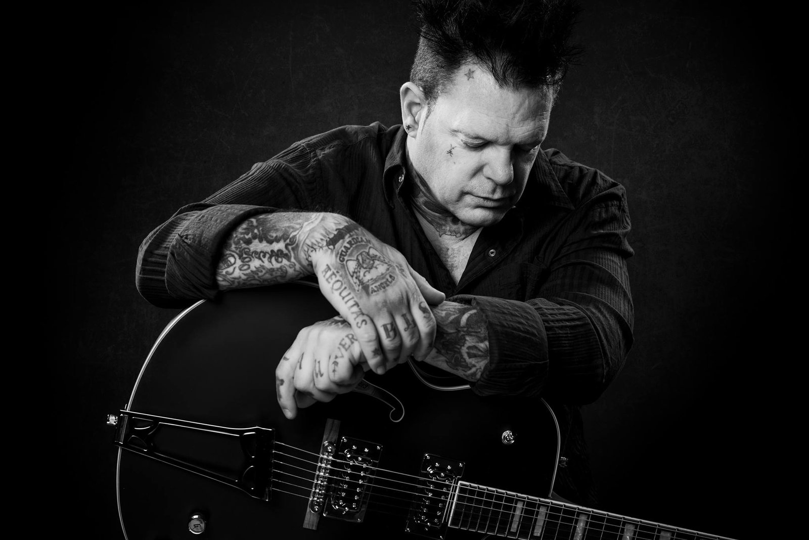 VAMPIRO CANADIENSE FOTO1.jpg