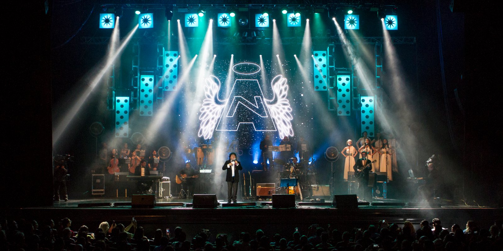 ANGELES NEGROS FOTO 2021.jpg