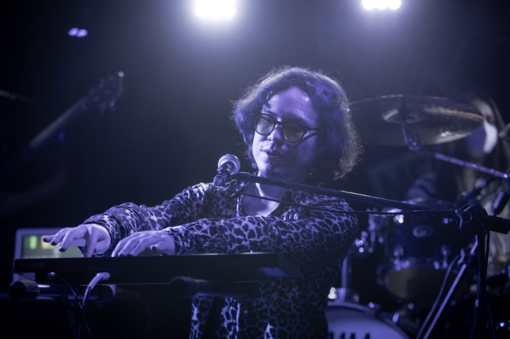 b86ede26-33a1-275f-992e-df434d81c286