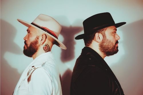 ceea5b5b-cfba-8029-d019-b5e11b3b4cc2