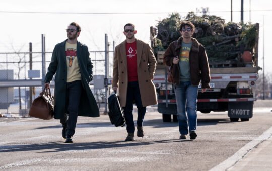 1196773-un-noel-chez-les-jonas-brothers-le-film-exclusif-de-disney-arrive-en-novembre