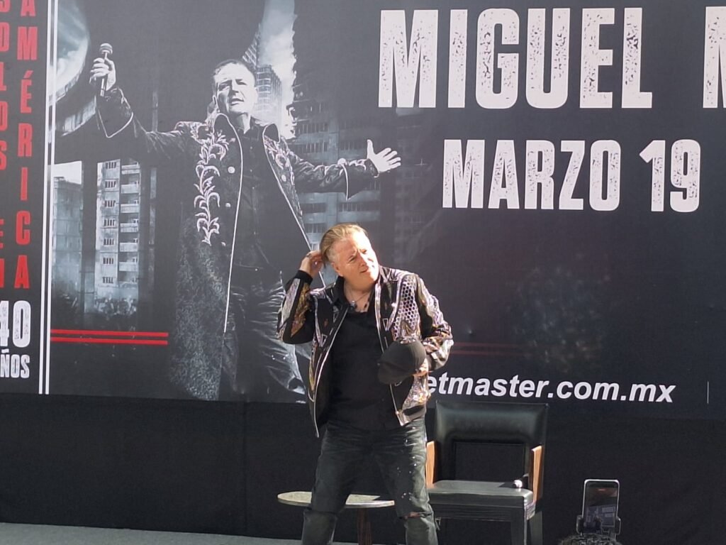 motion_photo_8610378106604957536