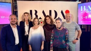 0b54ef59-5586-004f-e9d6-fdab3cf2d940