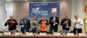 Carrera-Tarahumara-Monterrey-rueda-de-prensa